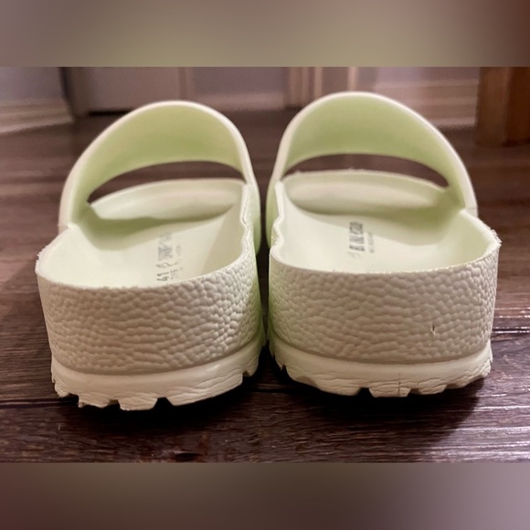 Birkenstock Barbados Slide Sandals Women’s US 10 10.5 Faded Lime Outdoor Comfort - Picture 7 of 11